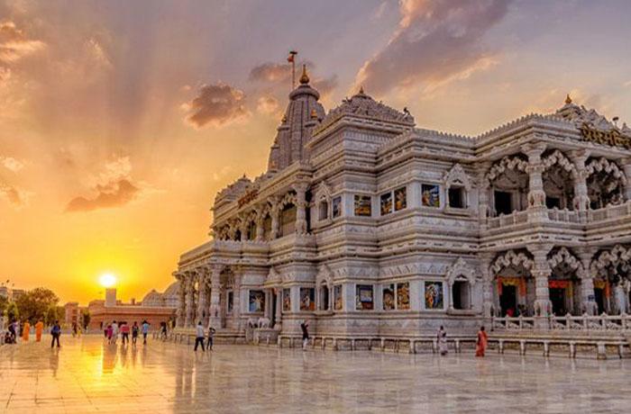 Braj Dhaam – Feel the Sacred Bond of Radha Krishna